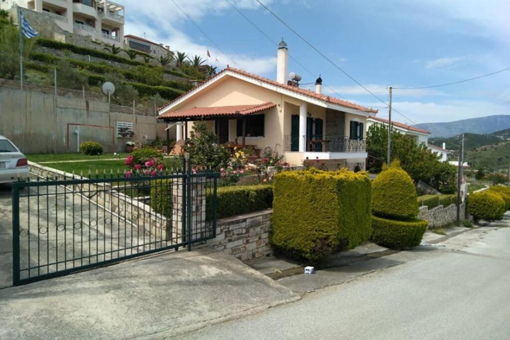 Villa Roses-Mourteri Zewnętrze zdjęcie